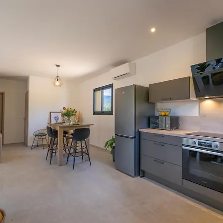 Casa Omigna * Figari